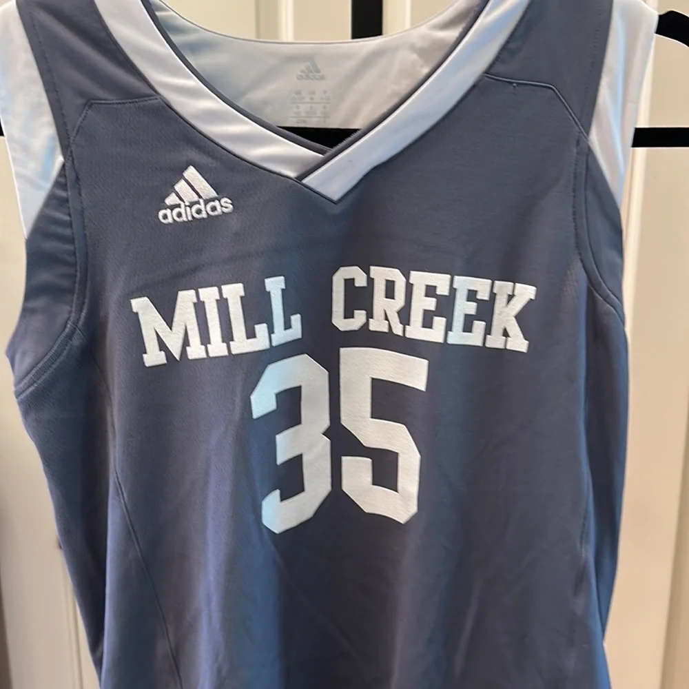 Adidas - Youth Mill Creek Mavericks Basketball Jersey #35